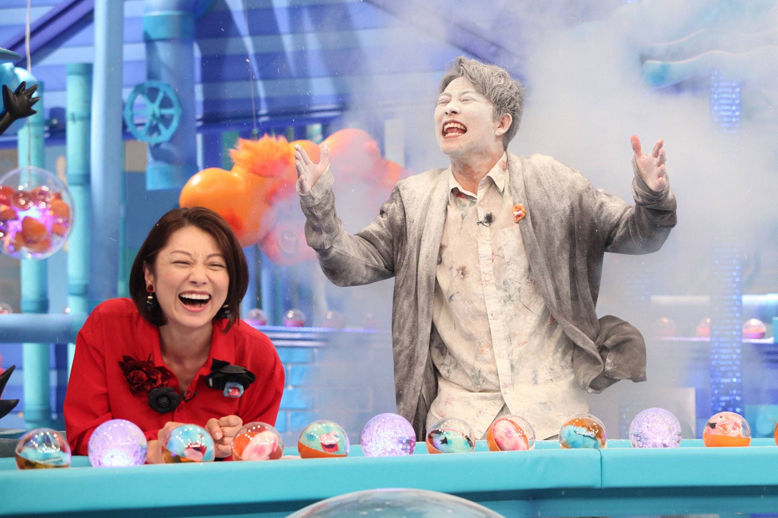 小池栄子、佐野岳 （C）フジテレビ