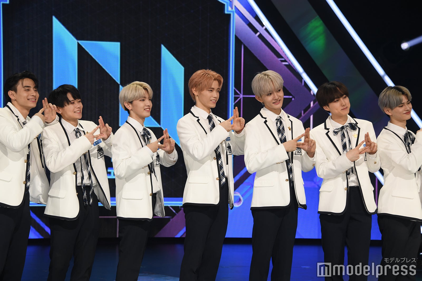 西洸人、藤牧京介、高塚大夢、木村柾哉、田島将吾、尾崎匠海、松田迅（C）モデルプレス