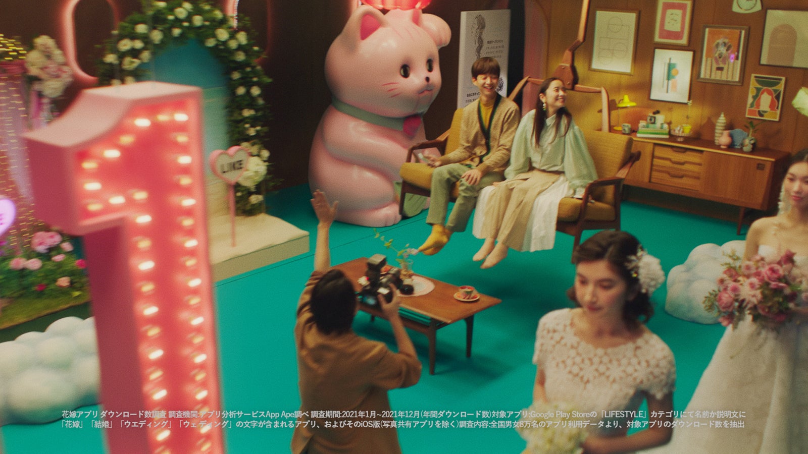 鈴木仁、堀田真由／新CMより（提供写真）