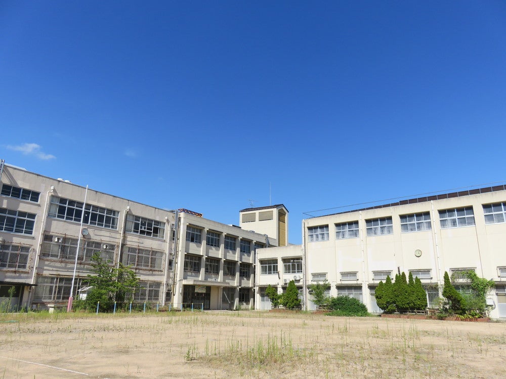 旧湊山小学校（提供画像）