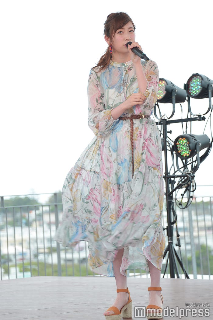 吉田朱里 (C)モデルプレス