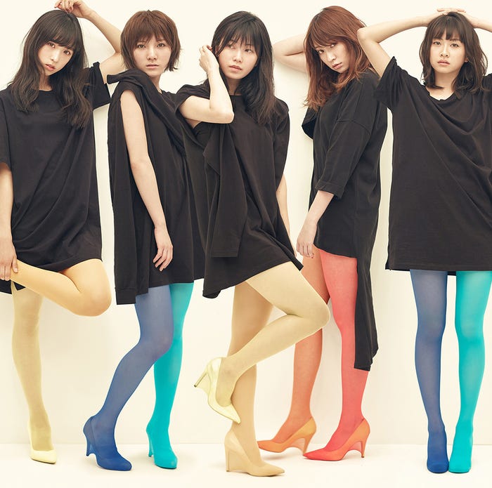 AKB48「11月のアンクレット」初回盤B(C)AKS