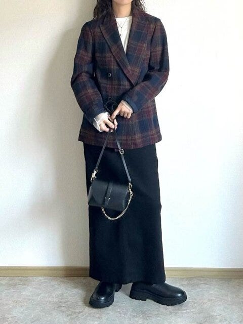 Style①きれいめに寄せるなら、薄手ジャケットをチョイス