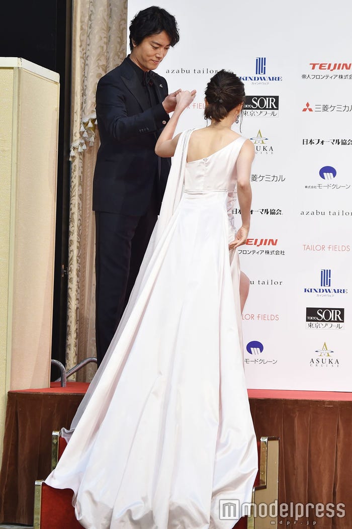 桐谷健太、前田敦子 (C)モデルプレス