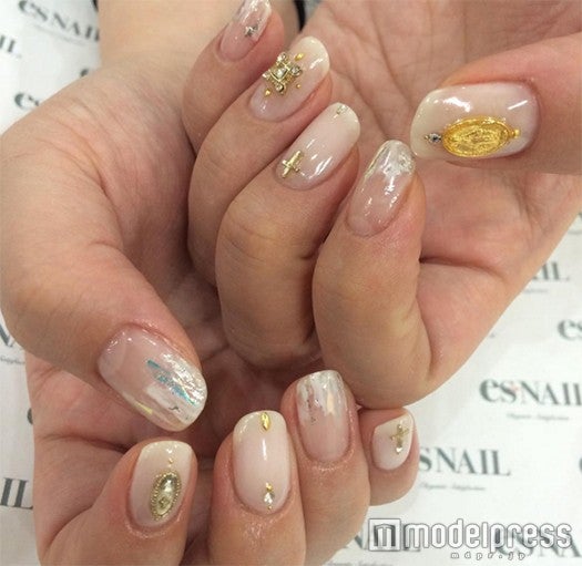 塗りかけネイルに注目／画像提供：esNAIL