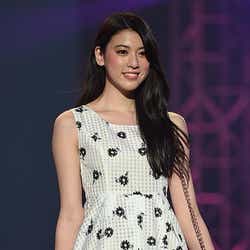 モデルプレス - “まいやん推し”三吉彩花、乃木坂46のライブ参戦で「ほんっとやばかった」