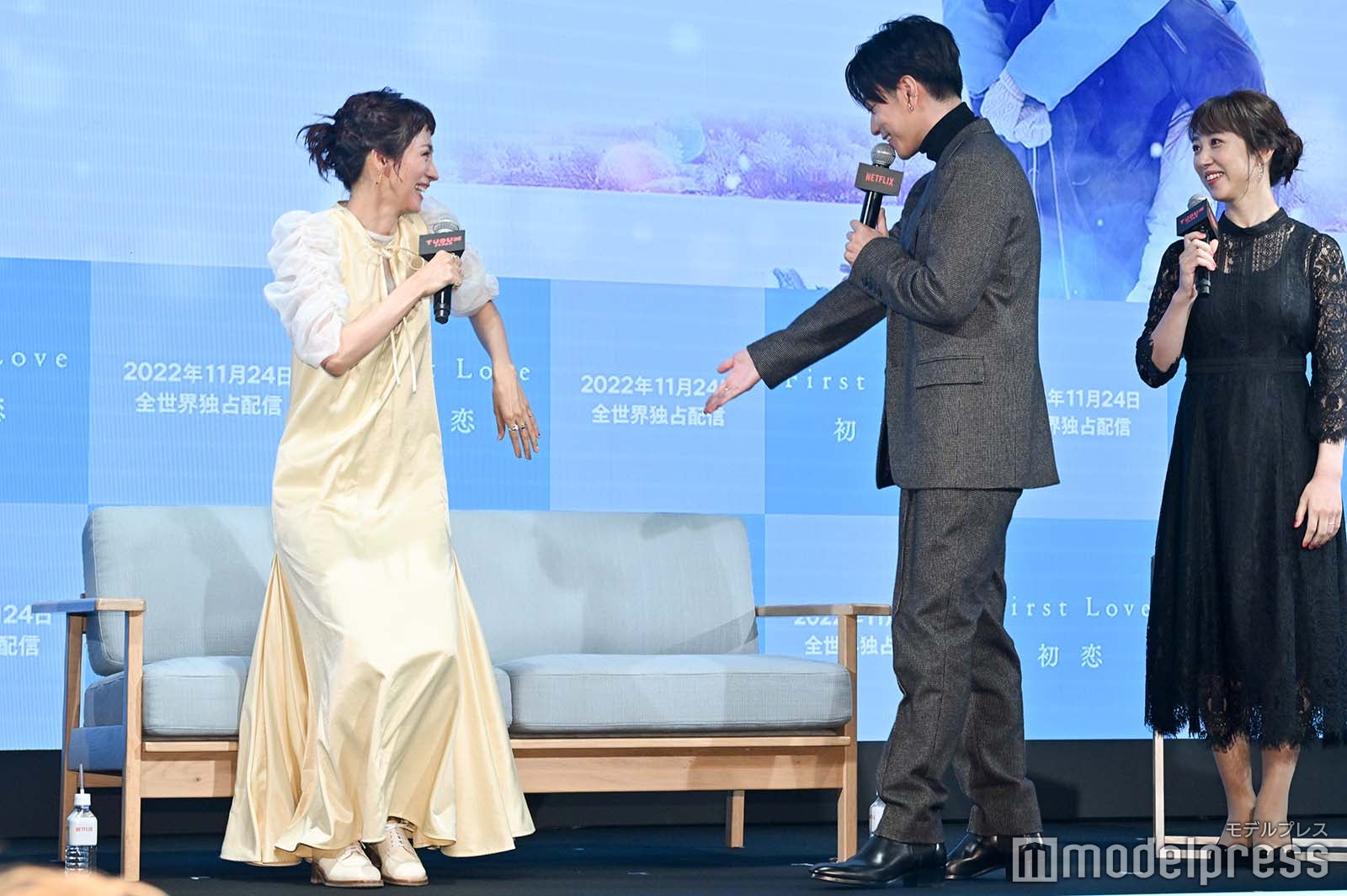 満島ひかり、佐藤健 （C）モデルプレス