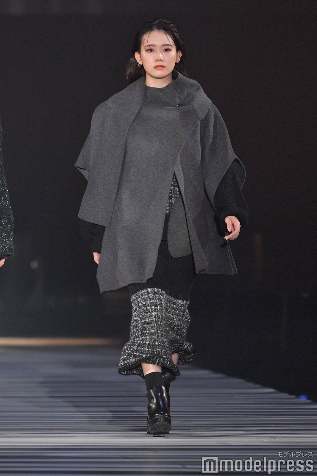 （C）モデルプレス