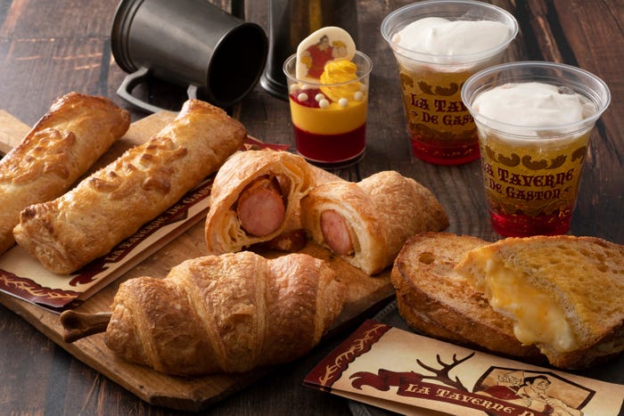 グランドメニュー/「ラ・タベルヌ・ド・ガストン」(C)Disney