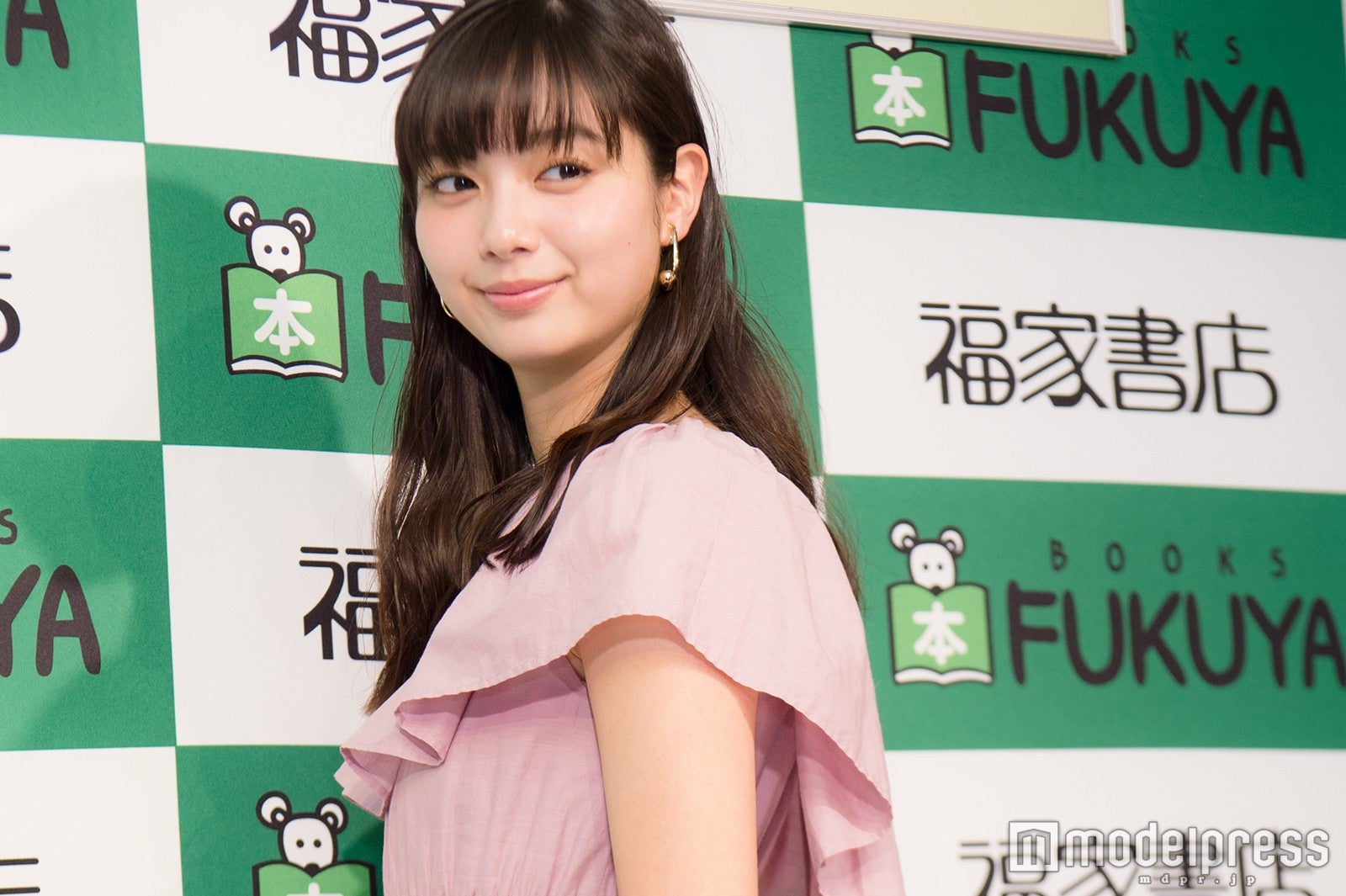 新川優愛（C）モデルプレス