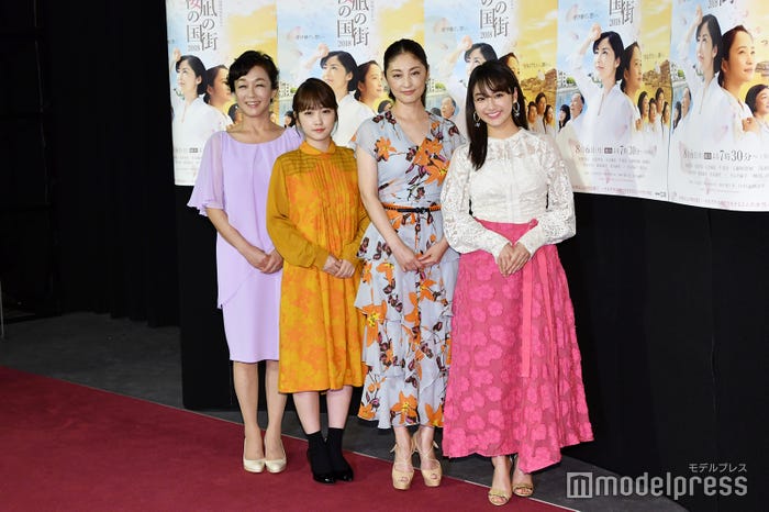 (左から)キムラ緑子、川栄李奈、常盤貴子、平祐奈(C)モデルプレス