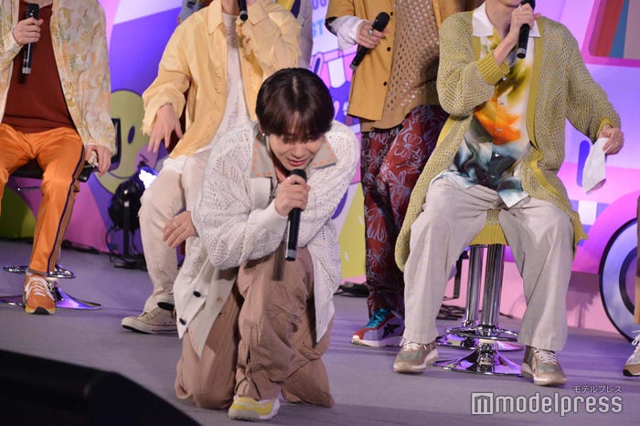 会場の反応にうなだれる太田駿静 (C)モデルプレス