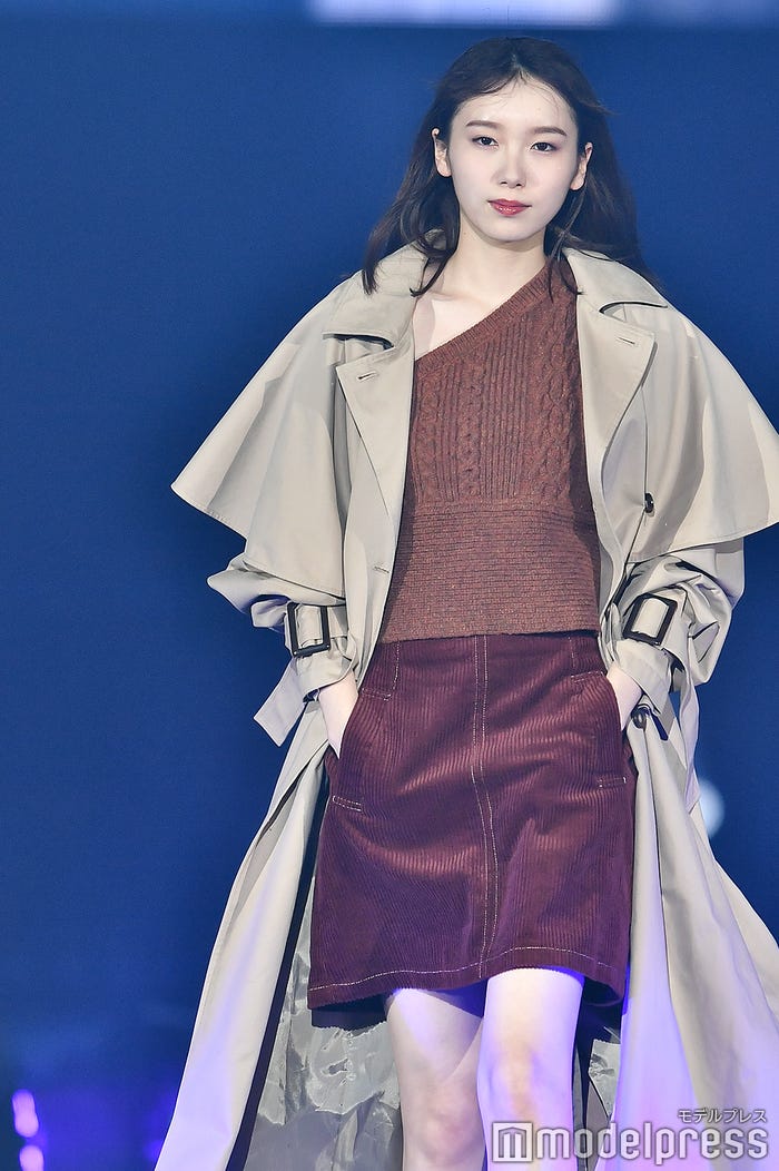 飯豊まりえ(C)モデルプレス