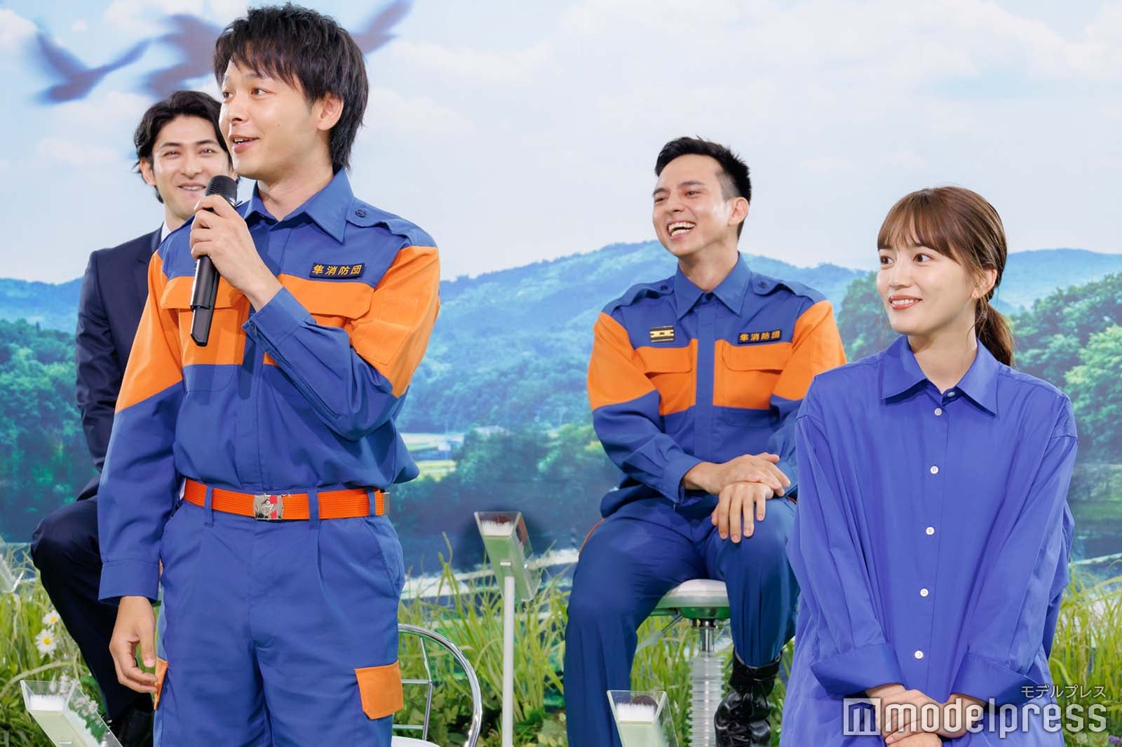 中村倫也、川口春奈（C）モデルプレス