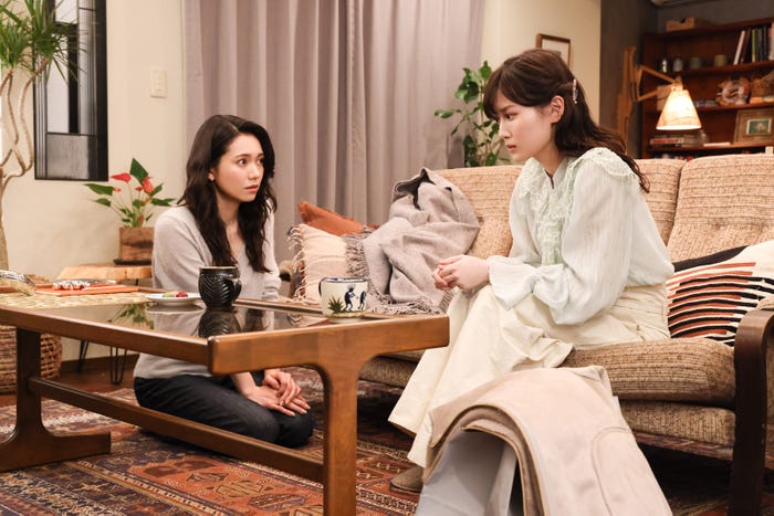 二階堂ふみ、山下美月「Eye Love You」第7話より(C)TBS