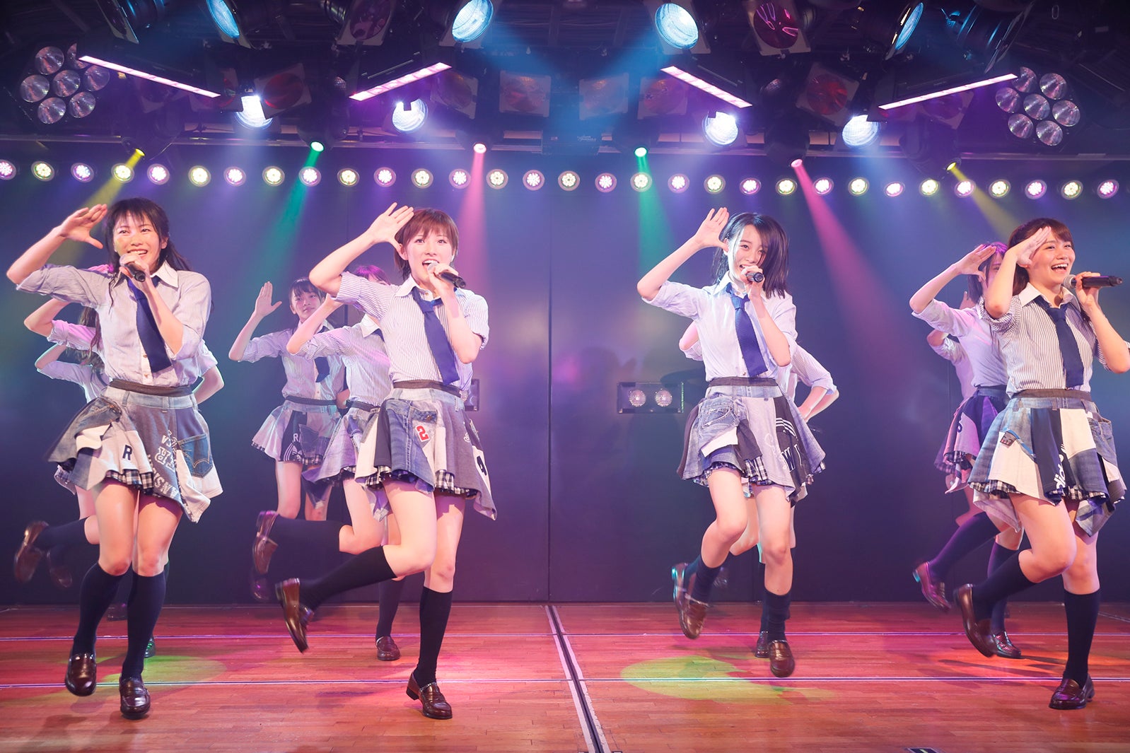 井上ヨシマサ「神曲縛り」公演（C）AKS