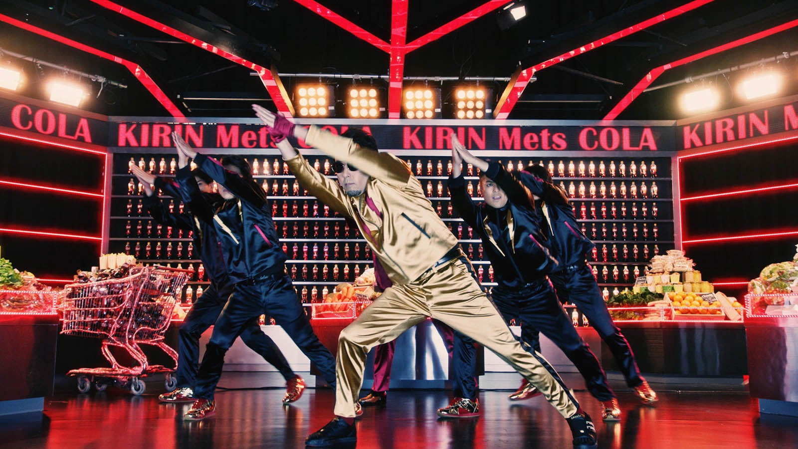 RADIO FISH／WEB動画「超ラジオ体操」より（提供写真）