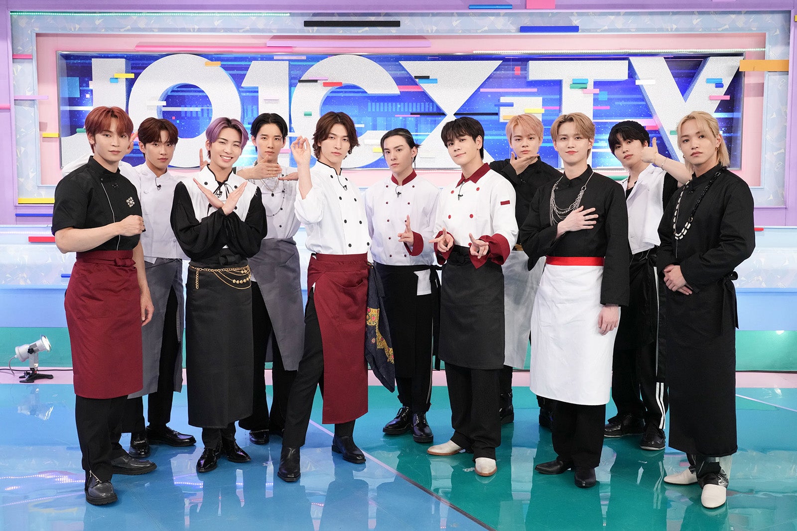 JO1／與那城奨、河野純喜、川尻蓮、佐藤景瑚、金城碧海、川西拓実、豆原一成、鶴房汐恩、白岩瑠姫、木全翔也、大平祥生（C）フジテレビ