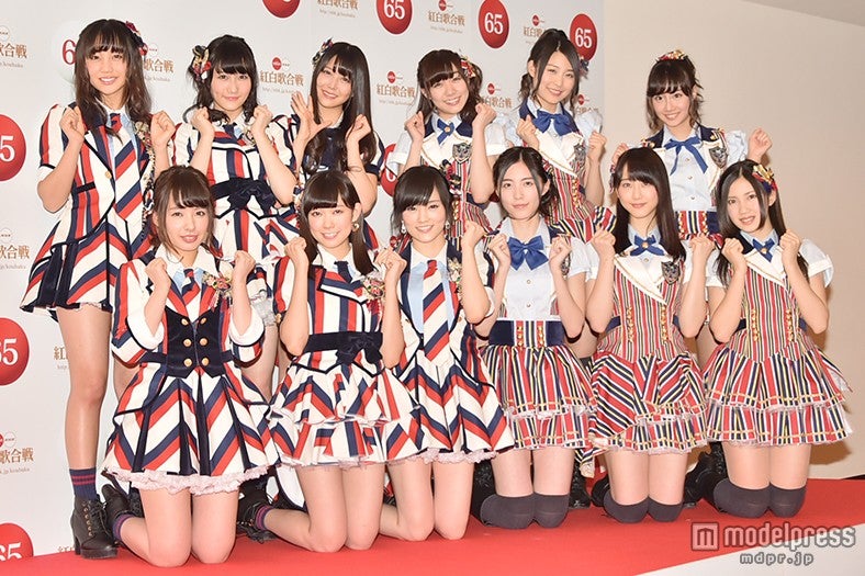 SKE48“早着替え”にどよめき　NMB48は会場を“常夏”に＜紅白本番＞