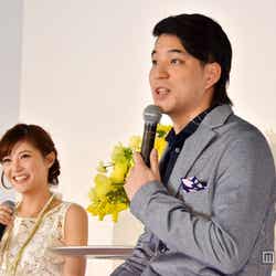 立石諒選手(右)と対談する佐藤ありさ(左)