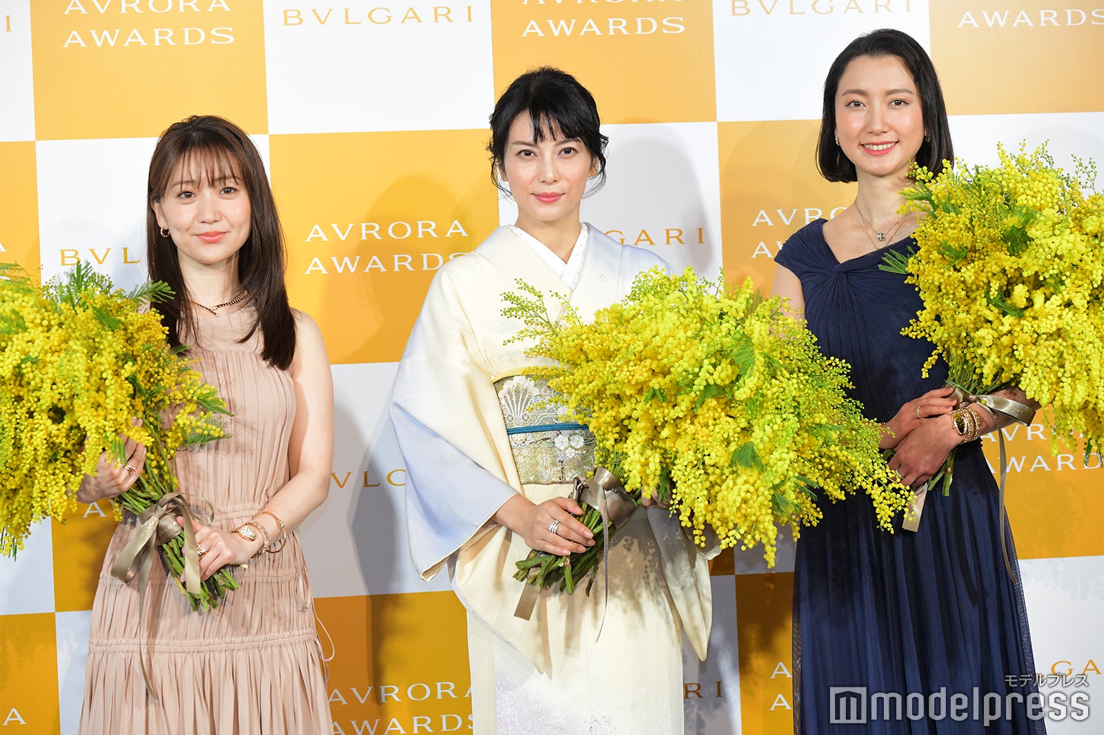 大島優子、柴咲コウ、伊藤詩織（C）モデルプレス