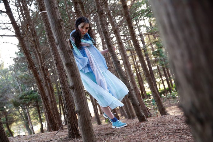 福原遥 1stフォトブック「はるかいろ」(東京ニュース通信社)