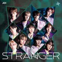 JO1の4THシングル「STRANGER」（8月18日発売）初回限定盤B（C）LAPONE ENTERTAINMENT