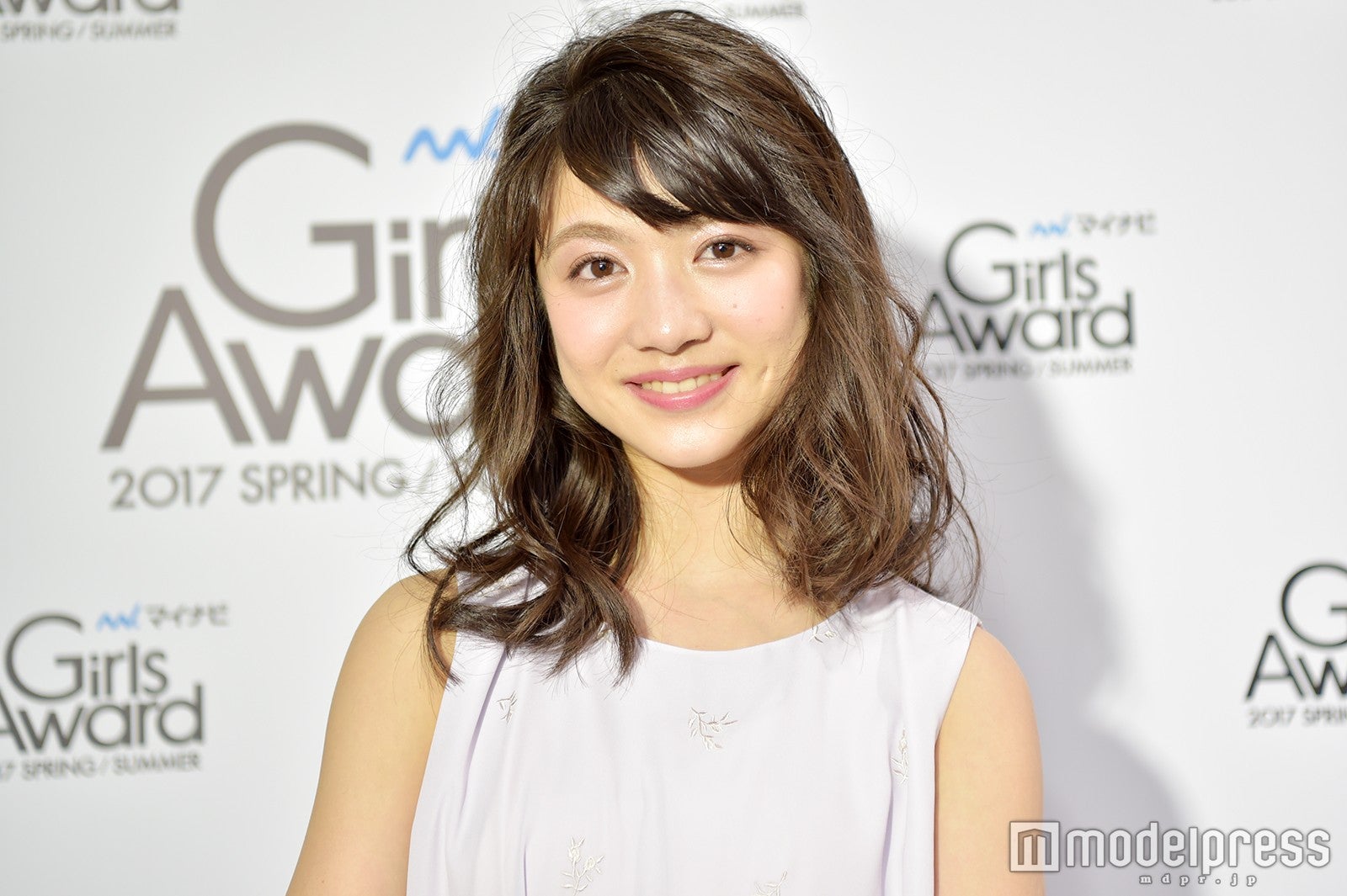 新井ひとみ（C）モデルプレス