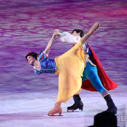 「ディズニー・オン・アイス」白雪姫と王子のペアスケート