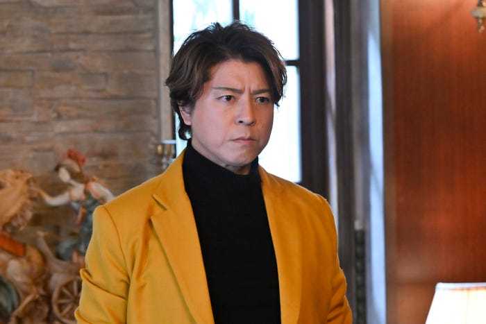 上川隆也「問題物件」第10話より(C)フジテレビ