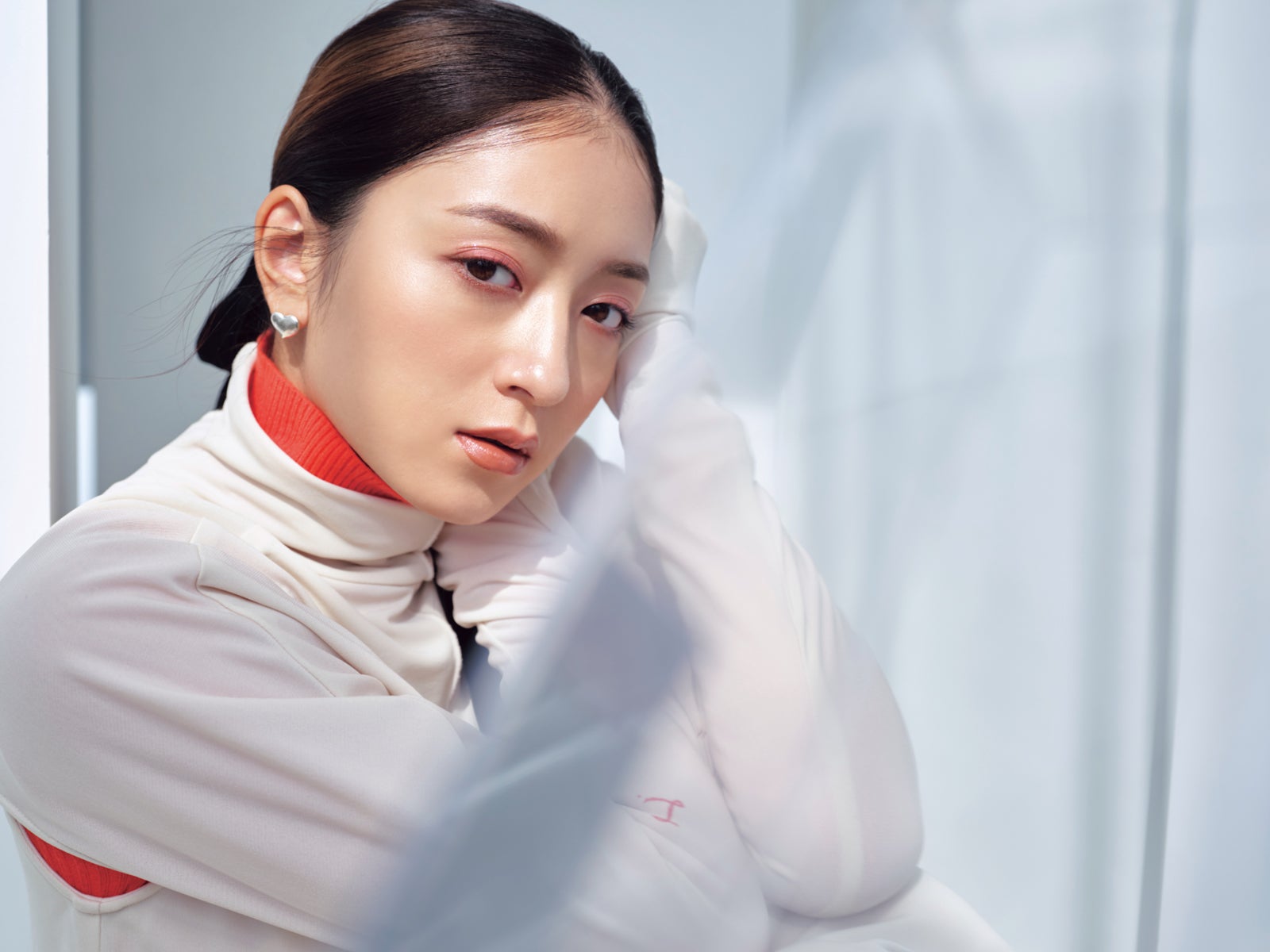 みちょぱ“脱ギャルメイク”で印象ガラリ 5つの顔披露