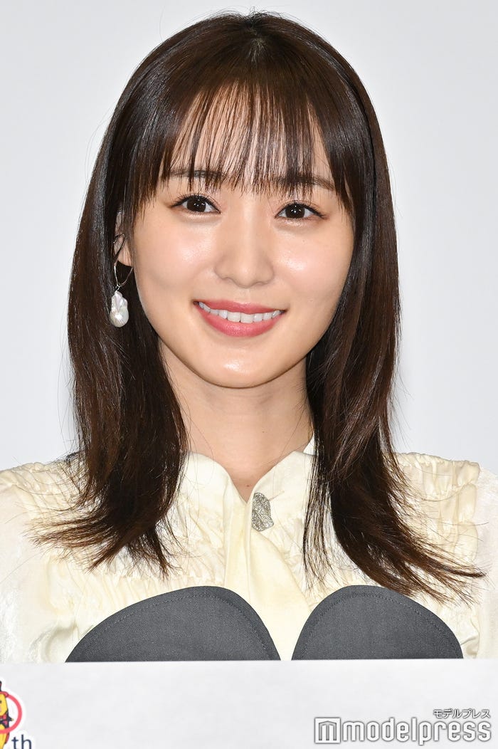 菅井友香(C)モデルプレス