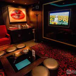 (C)モデルプレス