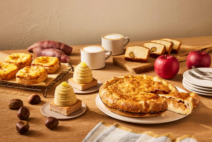 栗やリンゴを使った新作フード/画像提供:スターバックス コーヒー ジャパン