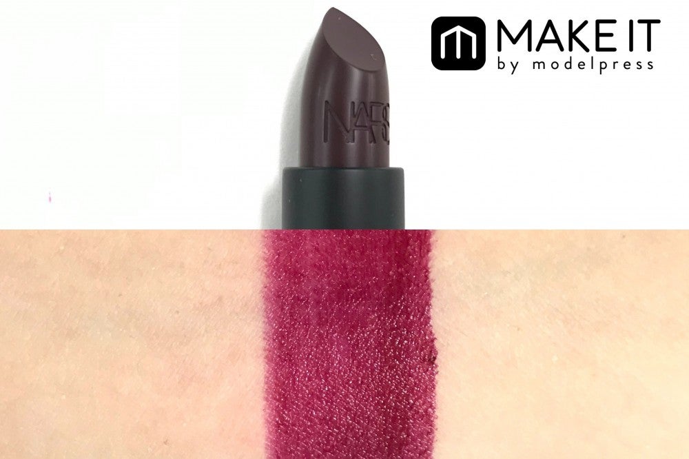 NARS リップスティック／2929／3,300円（税抜） (C)メイクイット