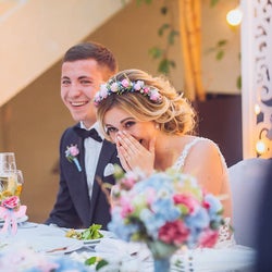 来なきゃよかった と思われたくない ゲストが喜ぶ結婚式のおもてなし モデルプレス 来なきゃよかった と思われたくない ゲストが喜ぶ結婚式のおもてなし モデルプレス