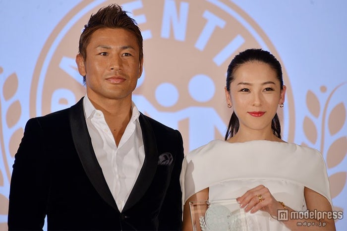 魔裟斗 矢沢心夫妻に第3子誕生 モデルプレス