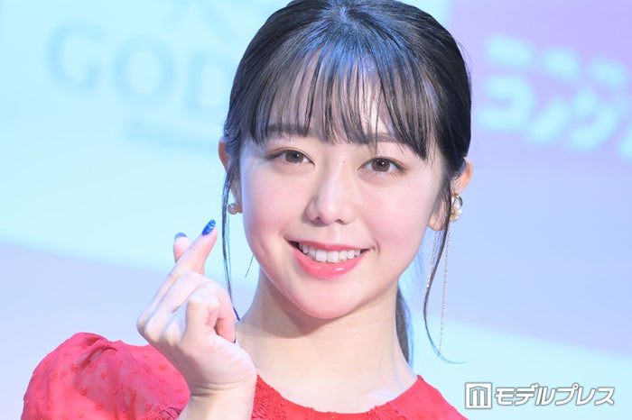 峯岸みなみ、娘と紅葉へ 2ショット報告に「成長早い」「理由が素敵」と反響