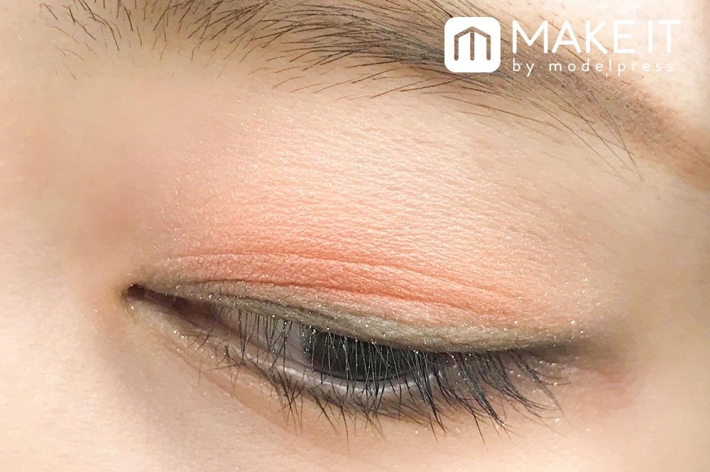 LUNASOL／アイカラーレーション／04 使用 (C)メイクイット