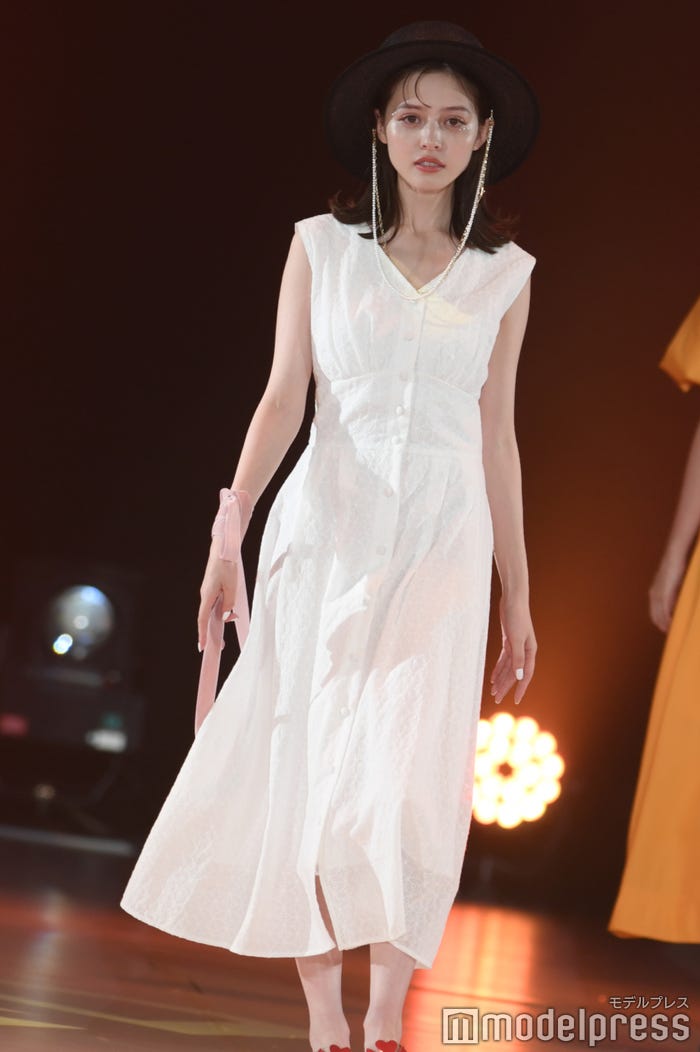 加藤ナナ(C)モデルプレス