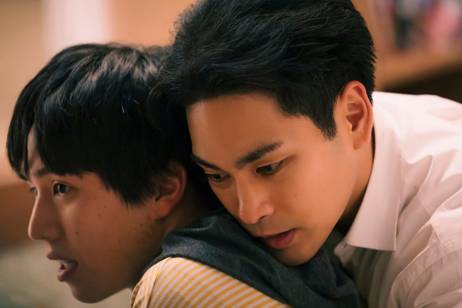 坂東龍汰、柳楽優弥「ライオンの隠れ家」第1話（C）TBS