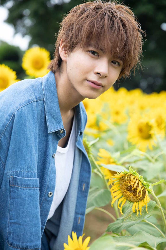 小宮璃央ファースト写真集「未来」撮影/booro(C)主婦と生活社