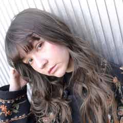 人気のグレーカラーヘア14選 暗めからハイトーンまで 最新おしゃかわヘアを集めました モデルプレス 人気のグレーカラーヘア14選 暗めからハイトーンまで 最新おしゃかわヘアを集めました モデルプレス