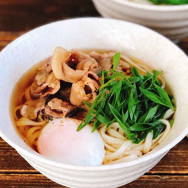 朝ごはんにおすすめの簡単うどんレシピ特集 ツルッと食べられるおすすめアレンジ モデルプレス