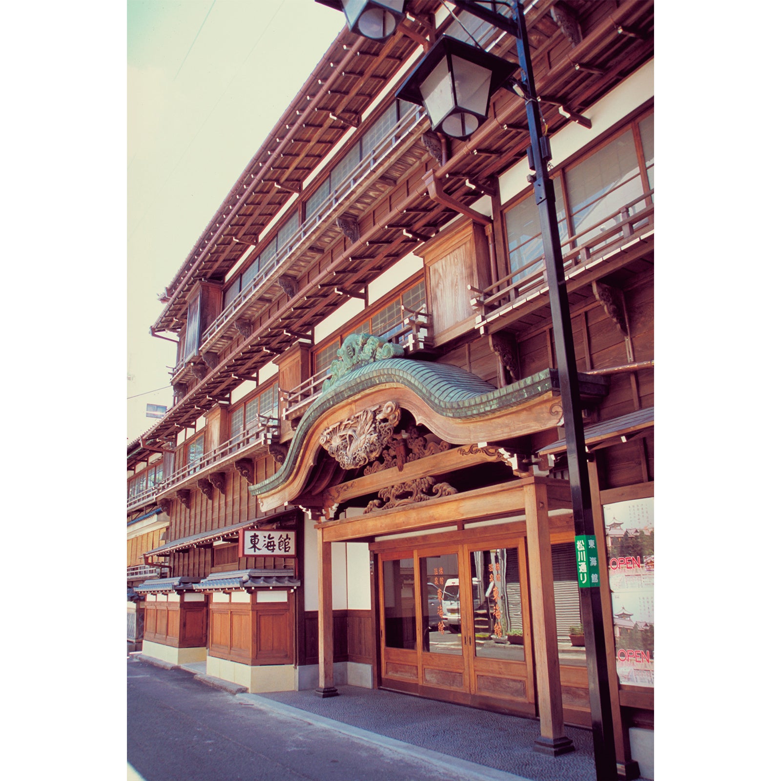 じっくり眺めたい見事な装飾（提供画像）