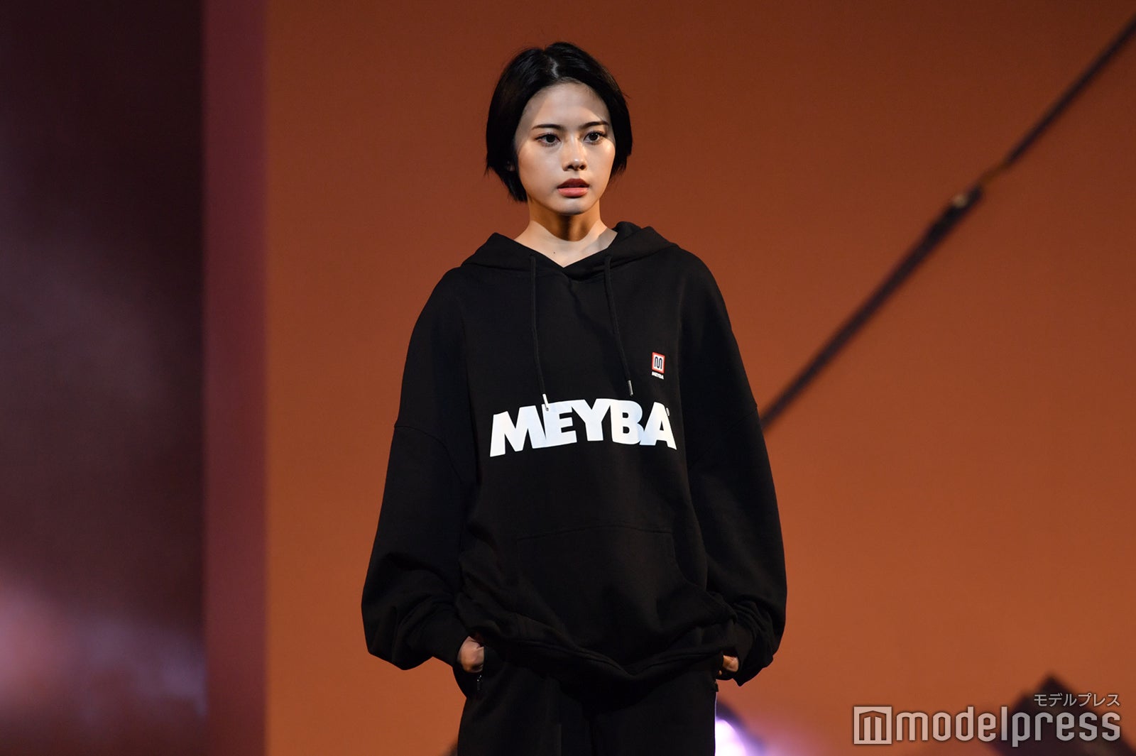 安斉かれんの妹・安斉星来、トップバッターで「TGC teen 2022 Osaka」開幕 初の大阪開催＜TGC teen 2022 Osaka＞