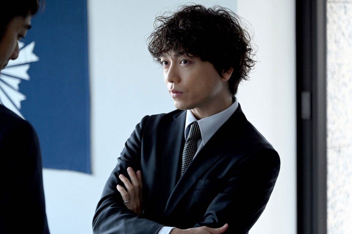 山崎育三郎/「DCU」第1話より(C)TBS