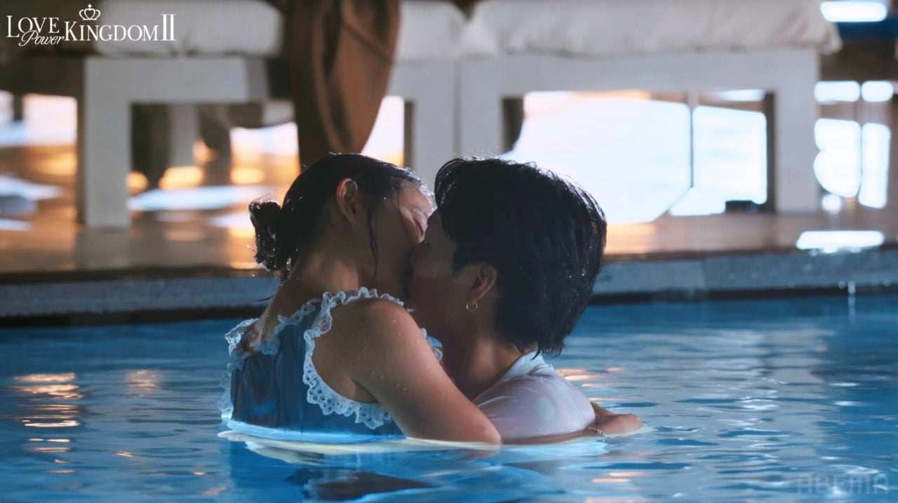 夜のプールでびしょ濡れキス……映画のようなワンシーンと、ドミトリーマスターけいいちの“真の顔”【ラブパワーキングダム2｜第6話～第7話】