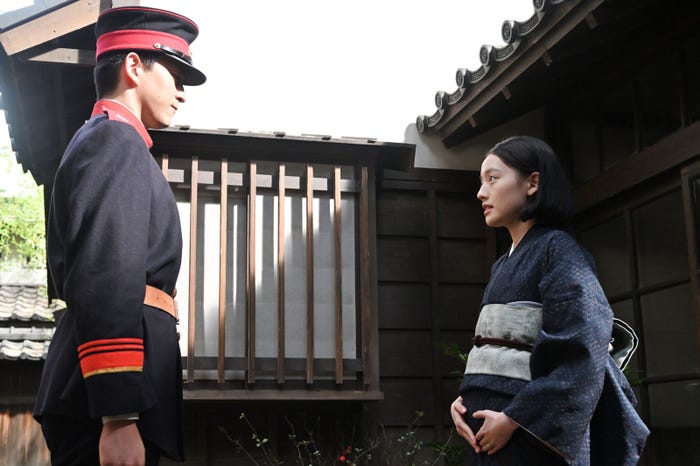 甲斐翔真、上坂樹里「風、薫る」第108話(C)NHK