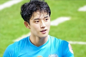 俳優かと思った 顔面優勝 韓国サッカーチョン スンウォン選手にネットざわつく モデルプレス